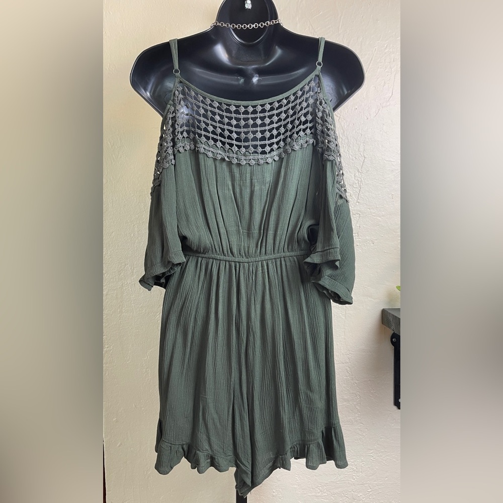 Cotton On Deep Green Cold Shoulder Romper -‎ Large - Picture 2 of 5